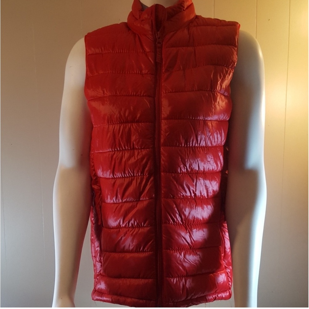 Old Navy Puffer Vest